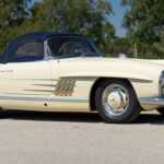 1961-Mercedes-Benz-300-SL-Roadster-2.jpg